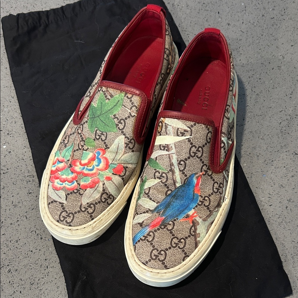 Gucci Beige Slip-On Sneakers with Floral and Bird Design